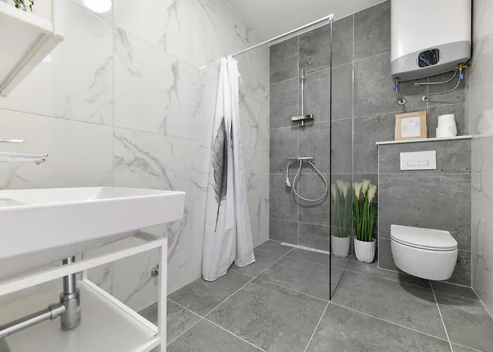 Mijatovic Holidays Sunset Min 4 Nights Apartmán