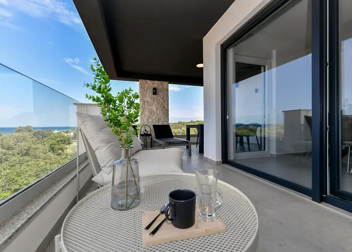 Mijatovic Holidays Sunset Min 4 Nights Appartamento *