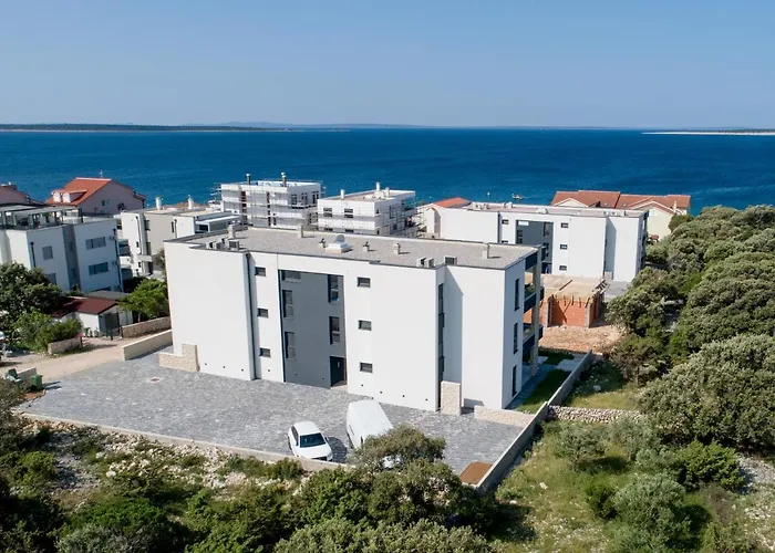 Mijatovic Holidays Sunset Min 4 Nights Appartamento *
