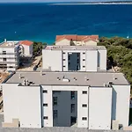 Daire Mijatovic Holidays Sunset Min 4 Nights